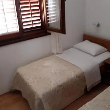 Amalija - 50m Close To The Sea