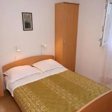 Apartman Amalija - 50m Close To The Sea Rogoznica
