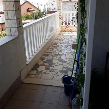 Amalija - 50m Close To The Sea Apartman