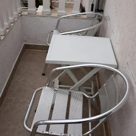 Amalija - 50m Close To The Sea Apartman