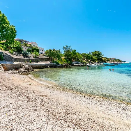 Amalija * Rogoznica (Sibenik-Knin)