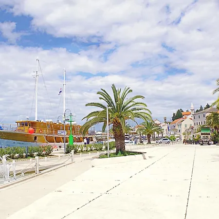 Amalija * Rogoznica (Sibenik-Knin)