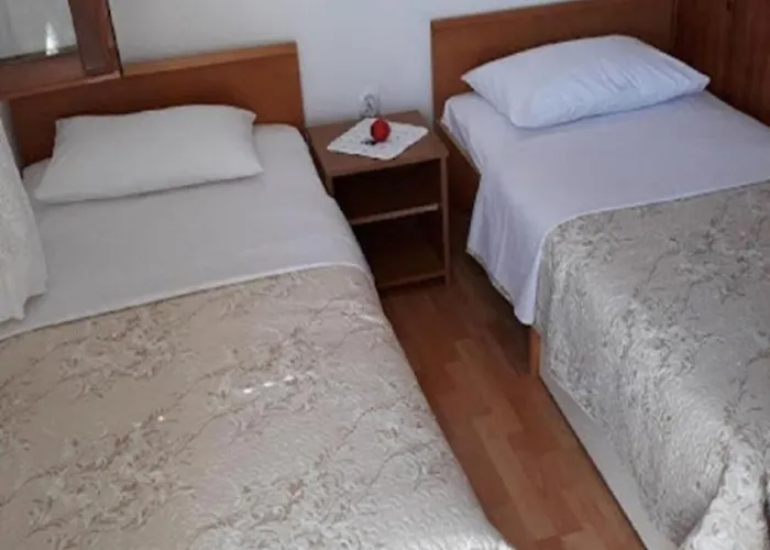 Apartman Amalija *